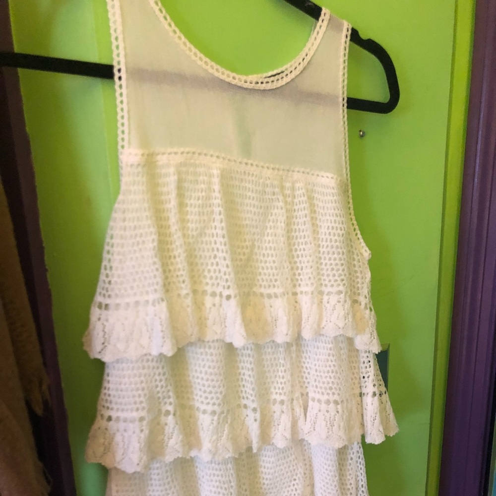 WHBM flounce peplum top in white NWOT